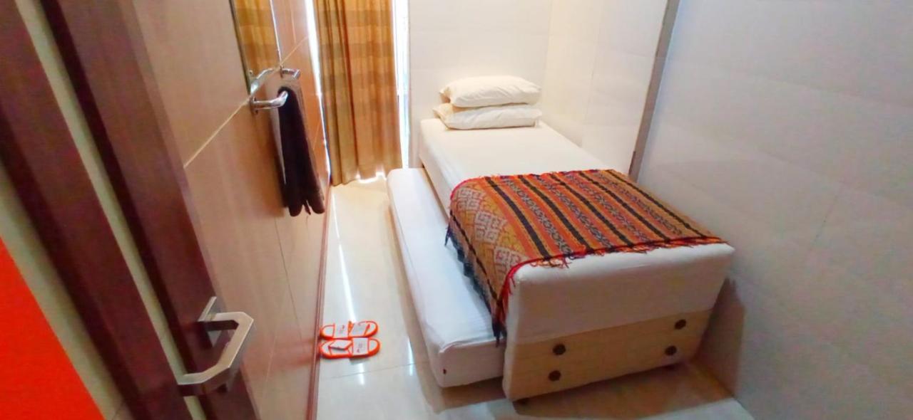 The Cabin Hotel Gandekan Yogyakarta Luaran gambar
