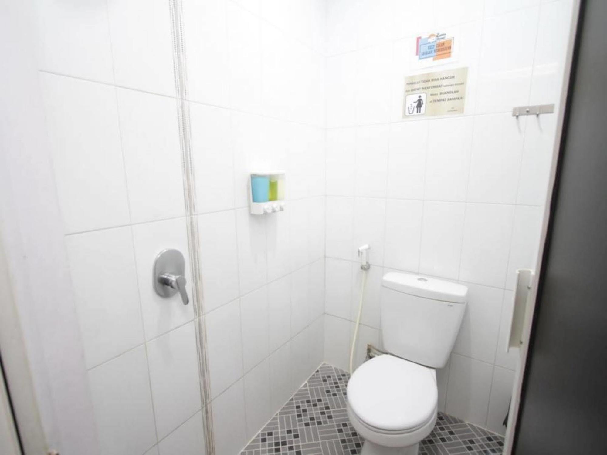 The Cabin Hotel Gandekan Yogyakarta Luaran gambar